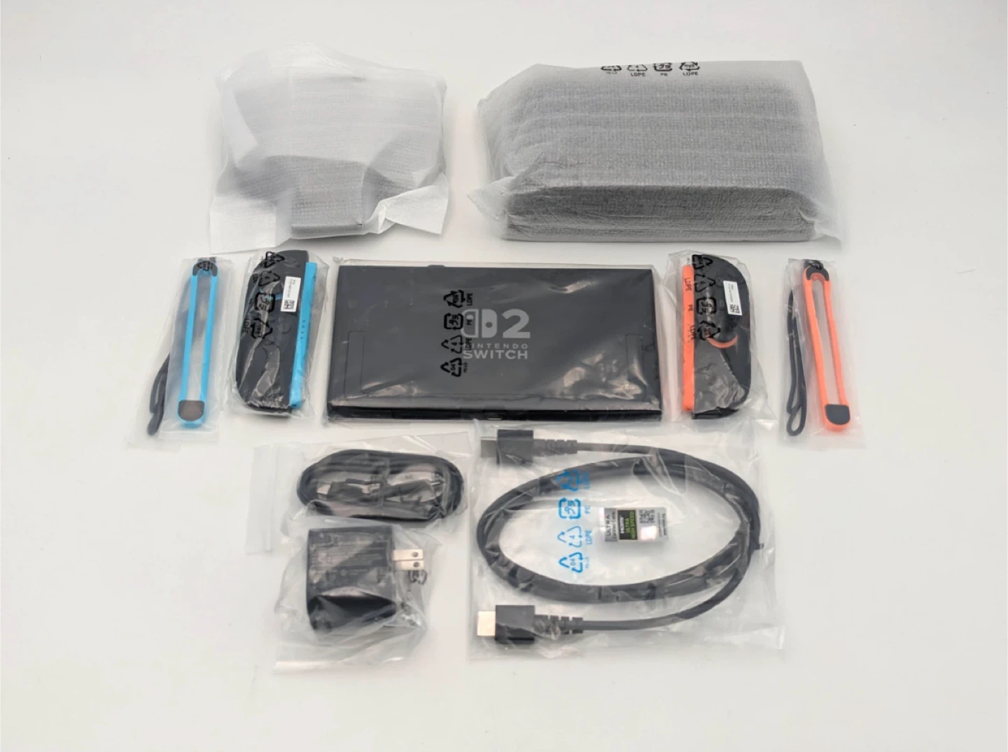 Nintendo Switch 2 (Like New) - photo 5