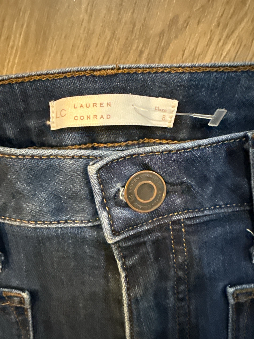 Lauren Conrad Flare Jeans Size 8 - photo 3
