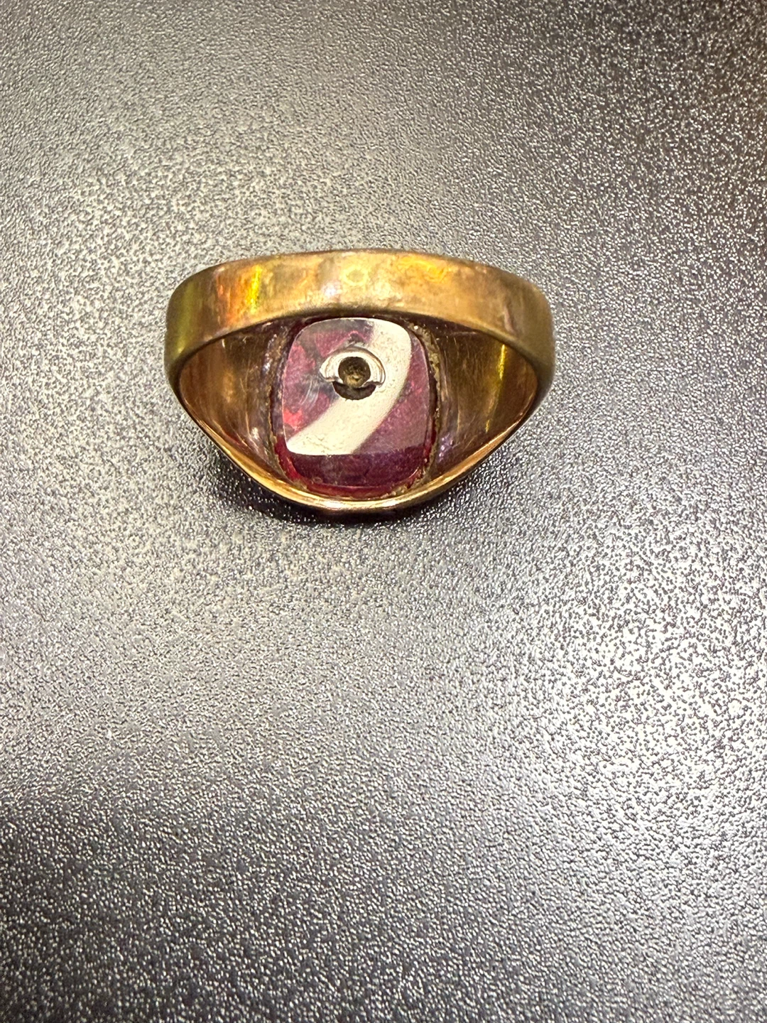 Vintage 14K Gold Masonic Ring with Red Stone - photo 2