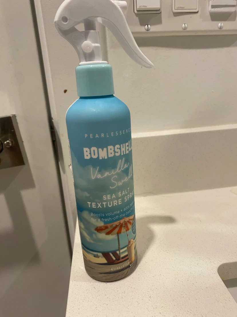 Pearlessence Bombshell Vanilla Swell Sea Salt Texture Spray