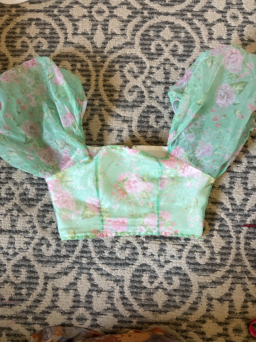 Mint Green Floral Puff Sleeve Crop Top sized small