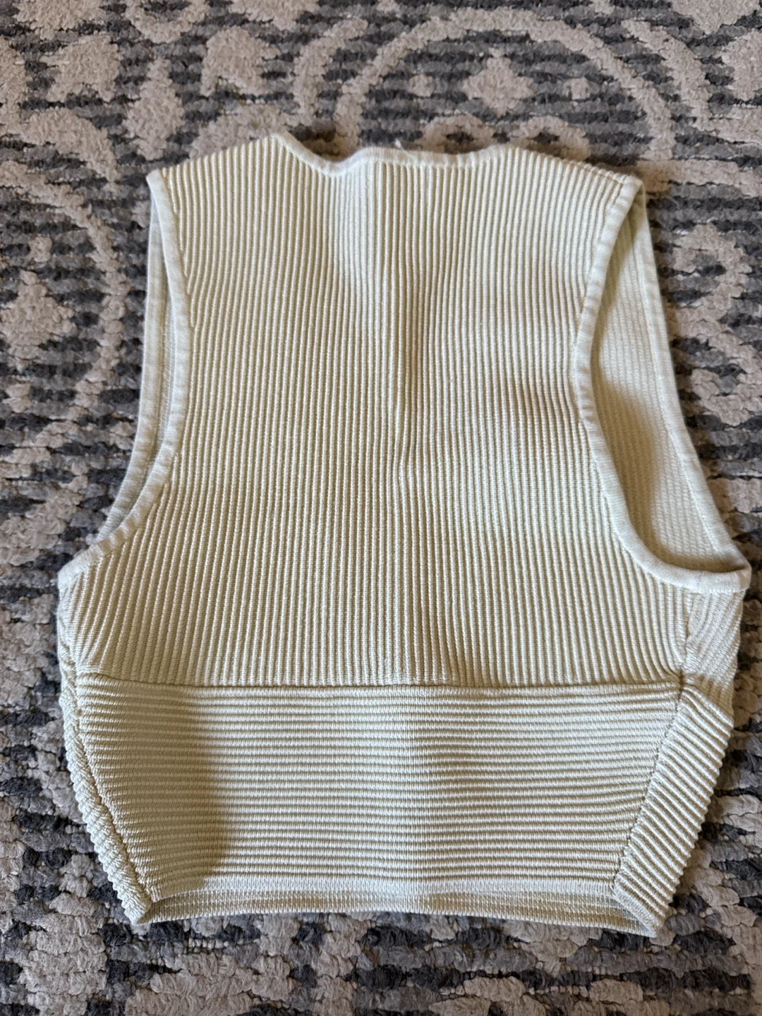 ARITZIA Babaton Ribbed Knit Vest - Light Yellow - XS - photo 2