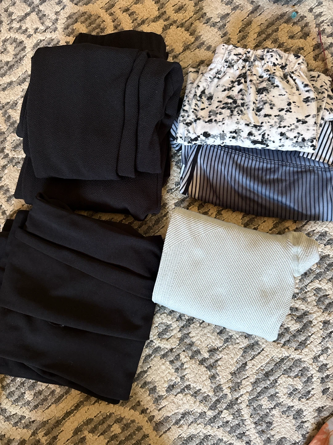 SHEIN Black Pants and leggings