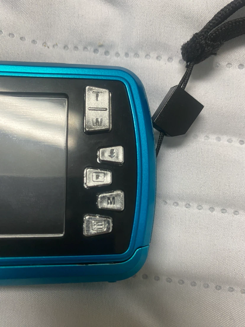 Polaroid IS048 Digital Camera - Blue (comes with case) - photo 3