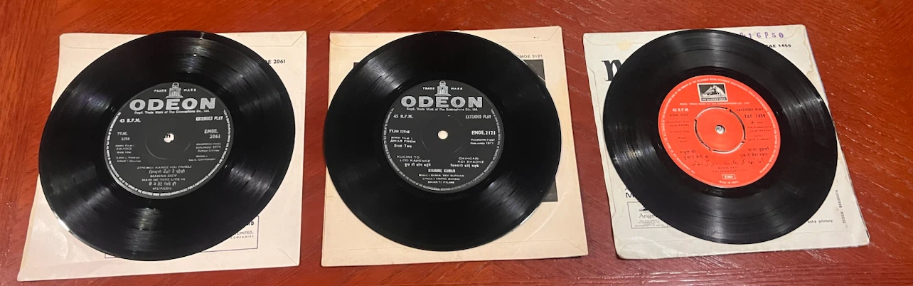 1960’s Hindi 7” vinyl 45’s - photo 3