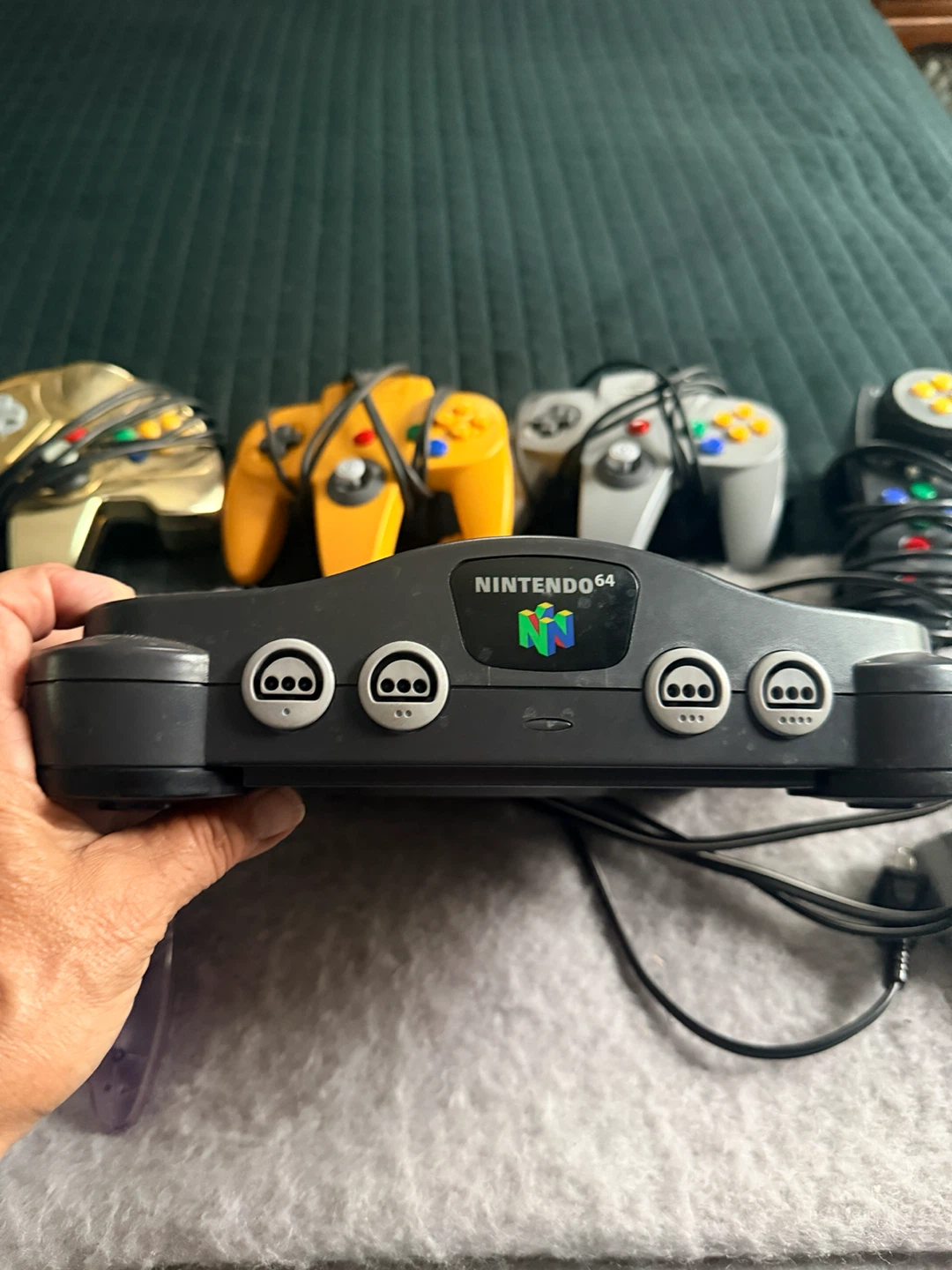 Nintendo 64 Console with 6Controllers and Accessories