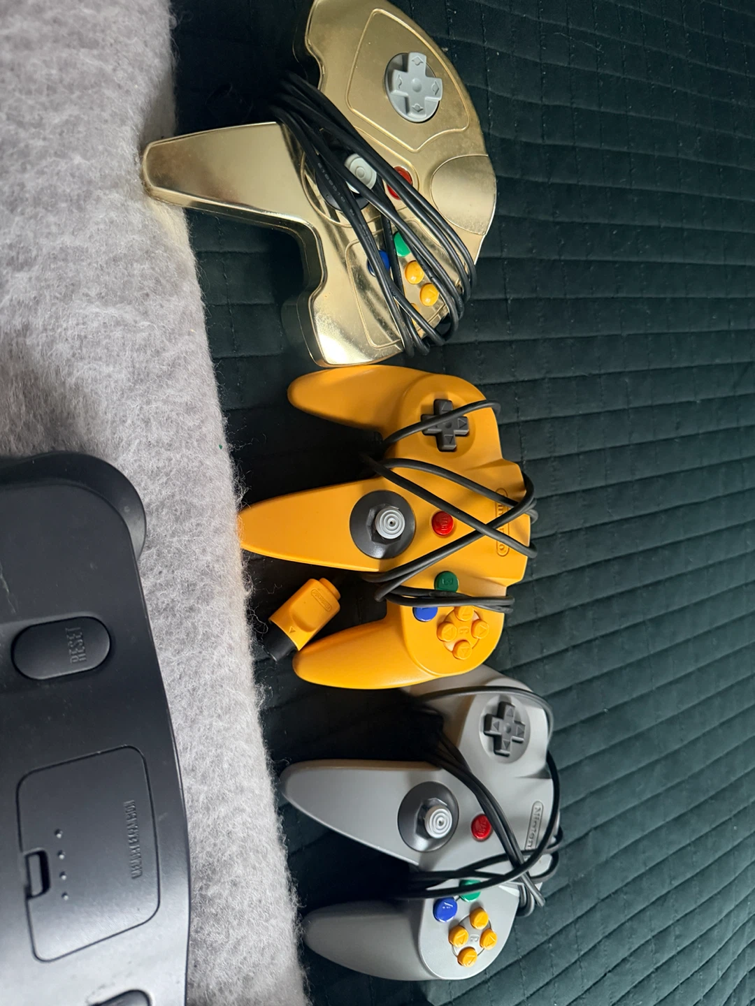Nintendo 64 Console with 6Controllers and Accessories - photo 3