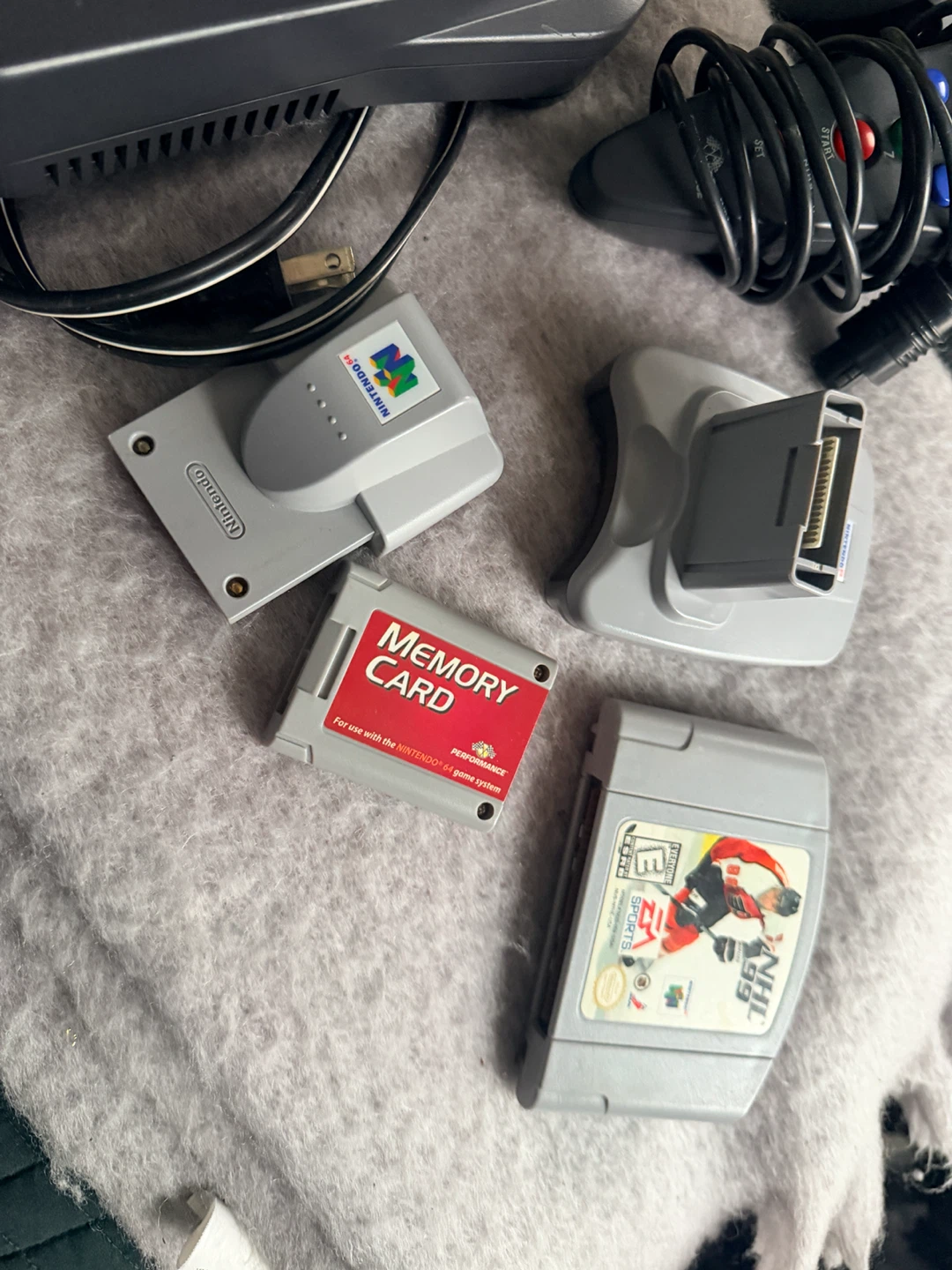 Nintendo 64 Console with 6Controllers and Accessories - photo 5