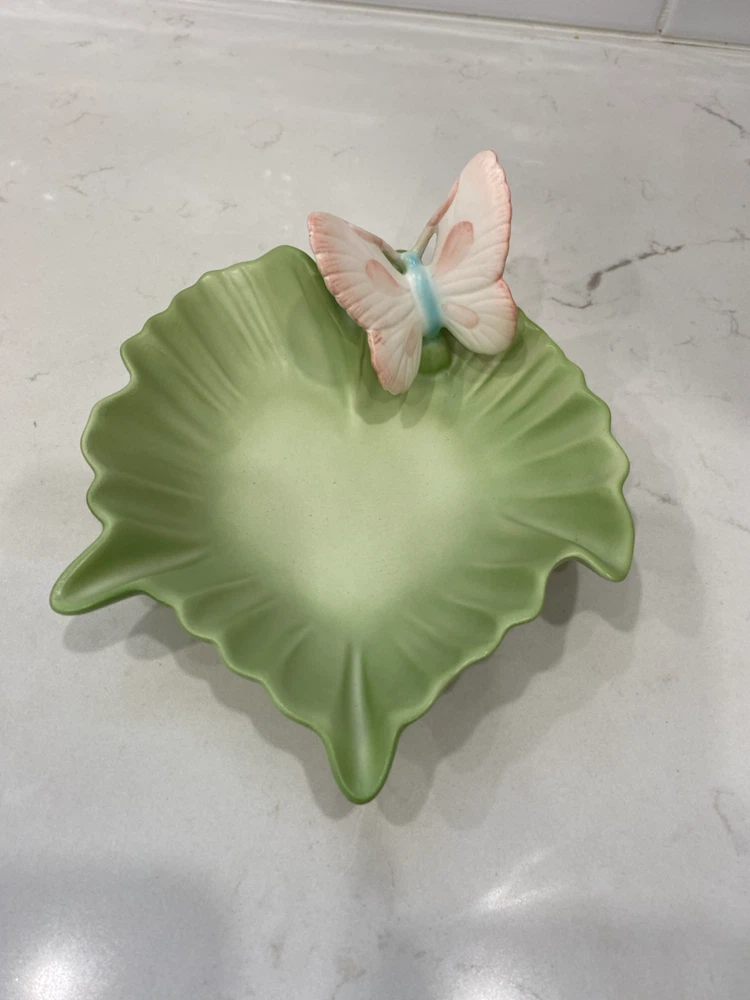 Leaf Trinket Dish with Butterfly - FF Japan