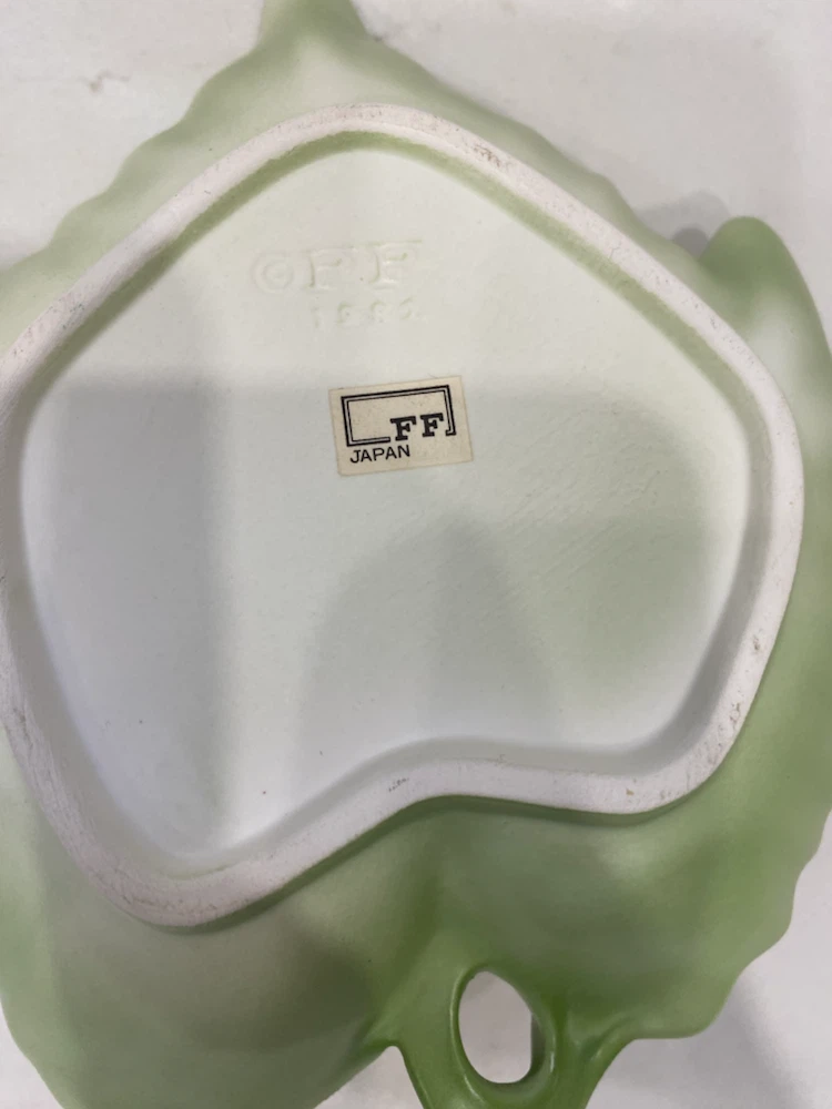 Leaf Trinket Dish with Butterfly - FF Japan - photo 2