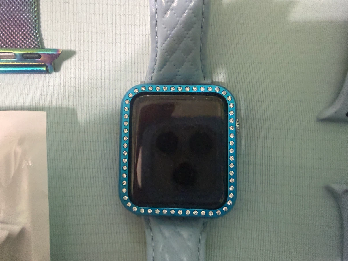 Apple Watch and iPhone 13 Pro… Bands and Accessories Bundle - photo 4