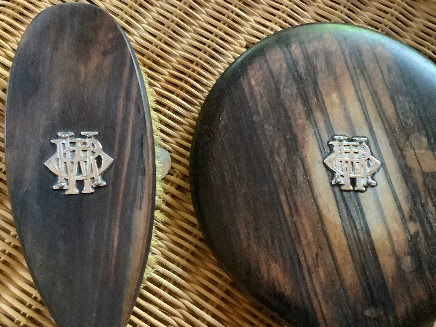 Antique Monogrammed Ebony Wood Hand Mirror & Brush 🐞 - photo 3