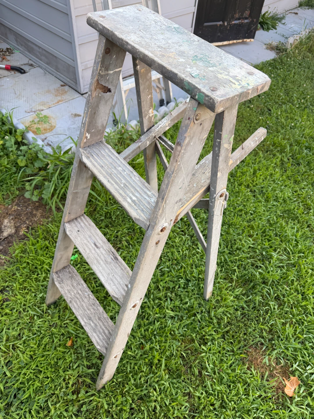 Vintage Wooden Step Stool Ladder-4 ft - photo 2
