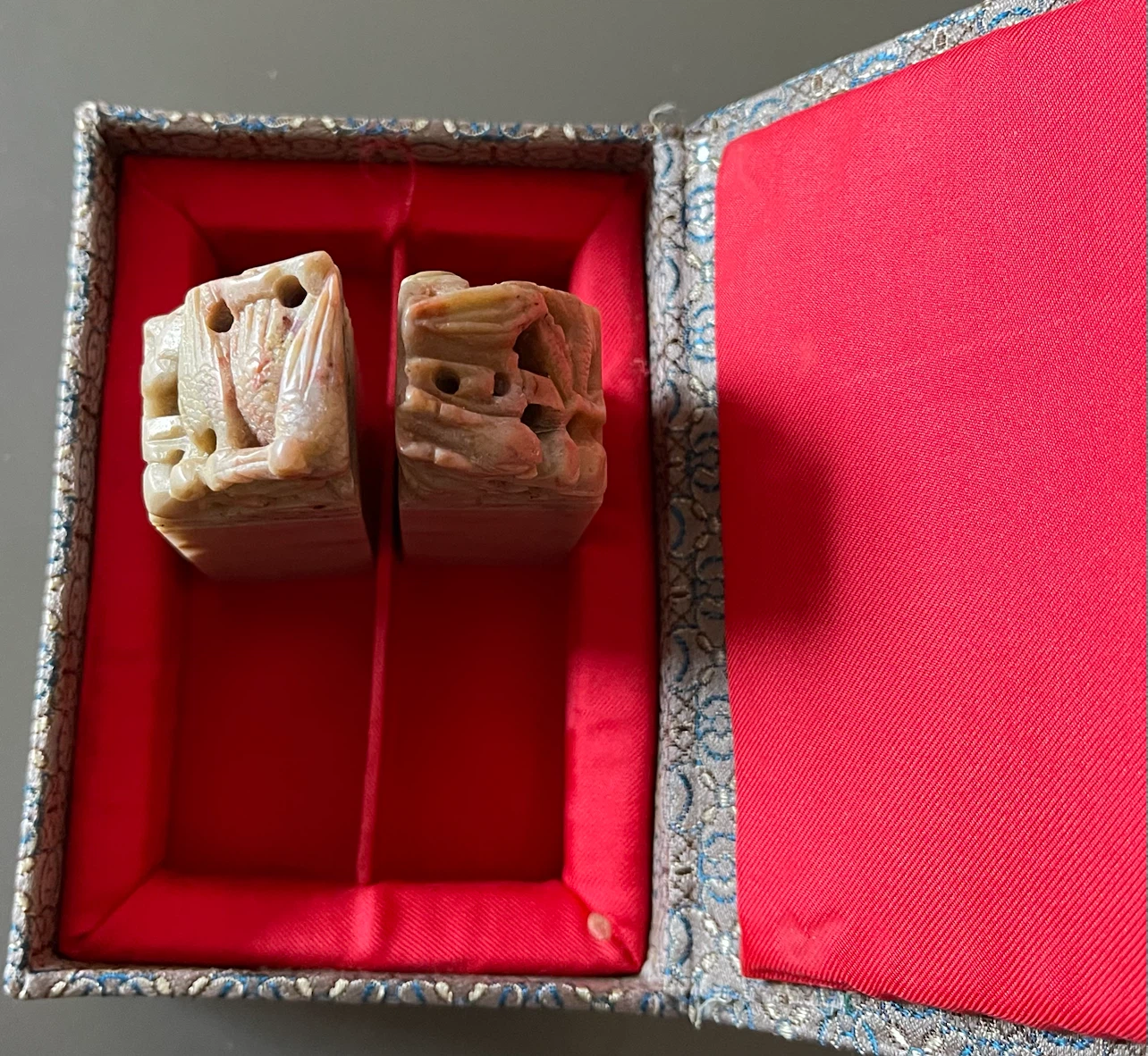 Vintage Set of 2 Carved Stone Seals with Box - photo 3