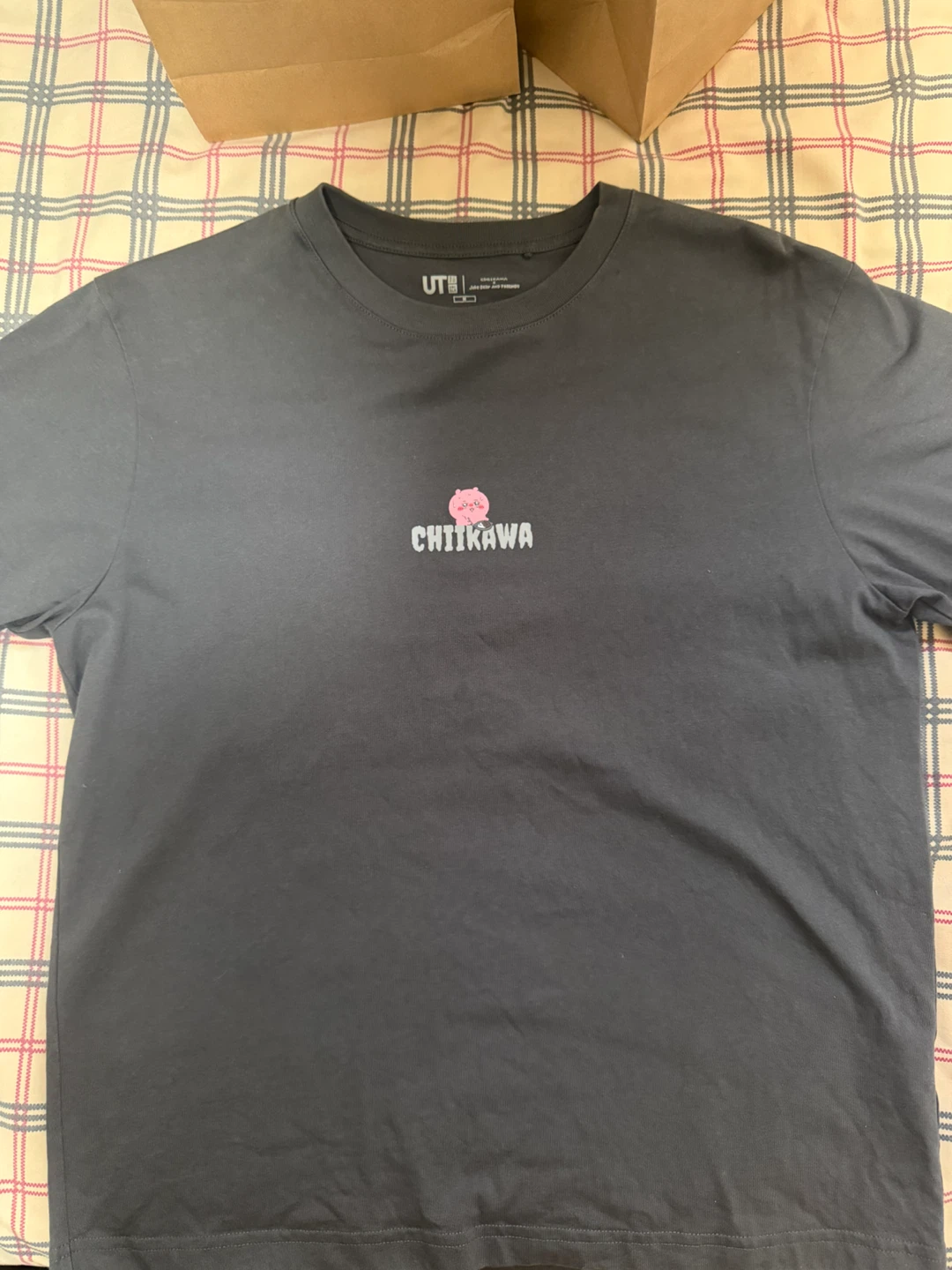 UNIQLO UT "Chiikawa" T-Shirt and polo