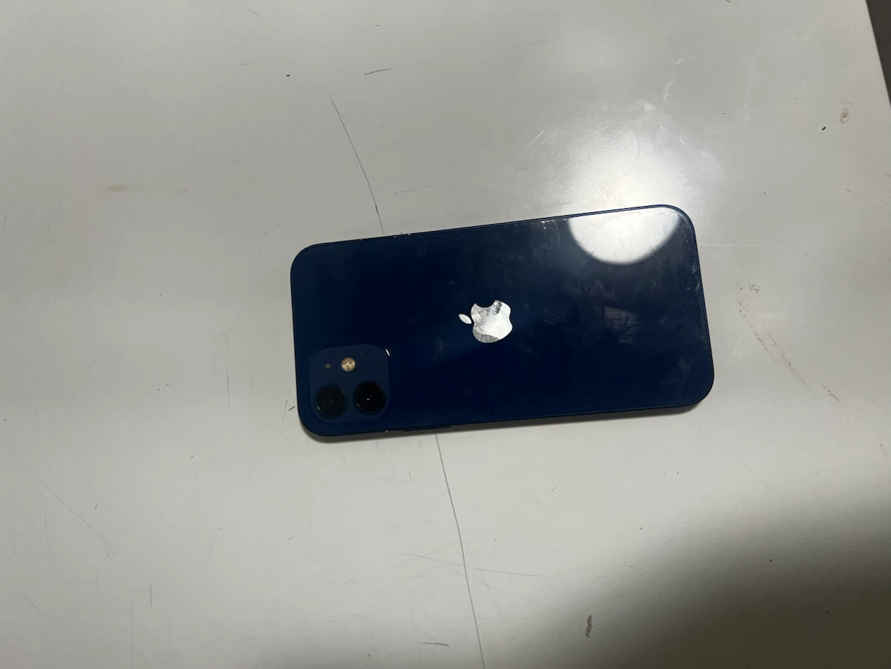 Apple iPhone 12 - photo 2