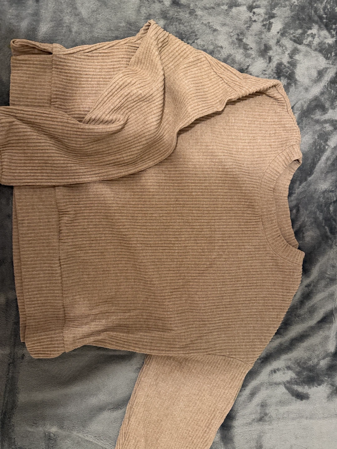 Alo Ribbed Crewneck Long Sleeve Top - XS/TP