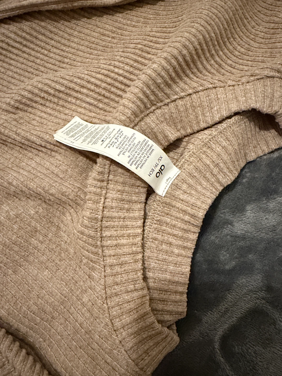 Alo Ribbed Crewneck Long Sleeve Top - XS/TP - photo 2
