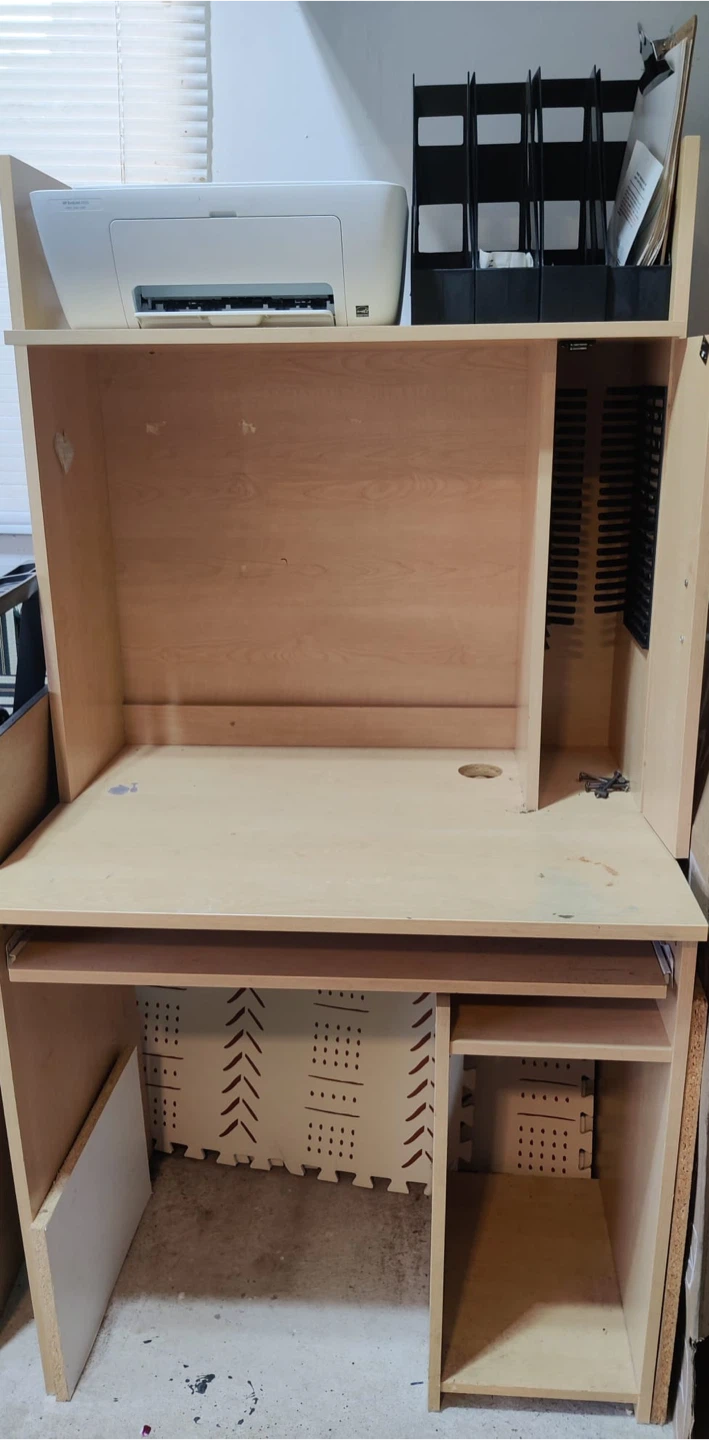 Light Wood Computer Desk with Hutch