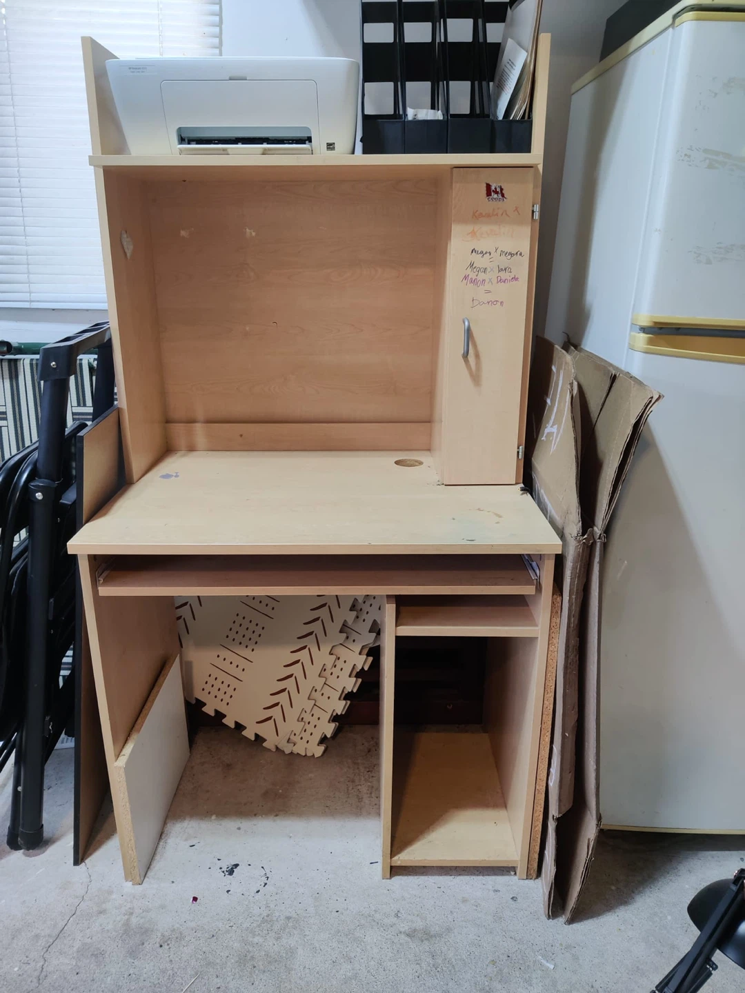 Light Wood Computer Desk with Hutch - photo 3