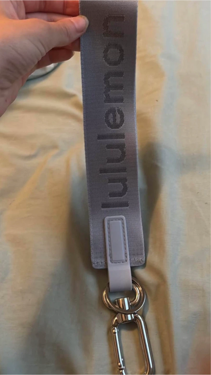 Lululemon blue linen keychain
