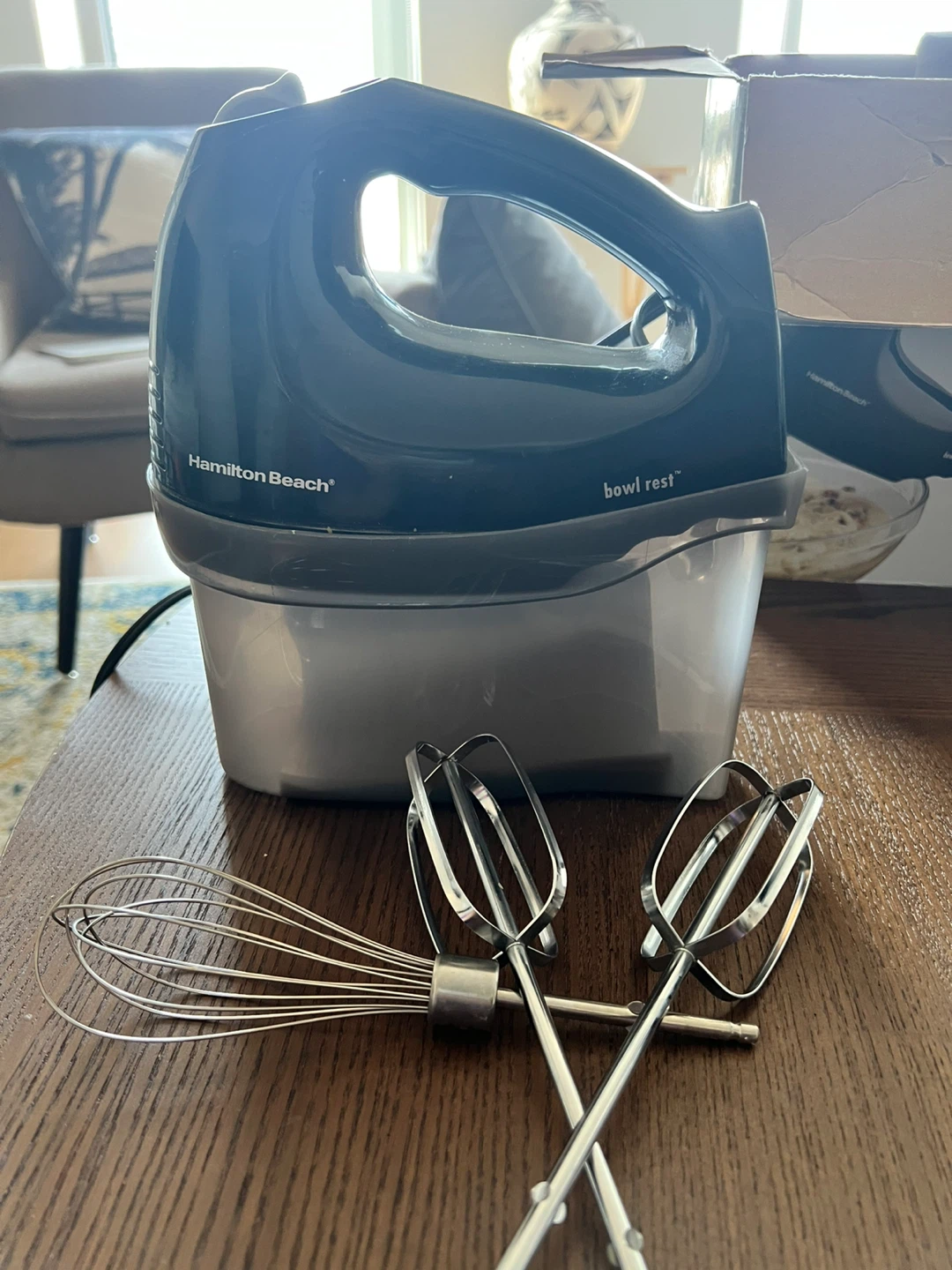 Hamilton Beach Hand Mixer with Snap-On Storage Case - photo 2