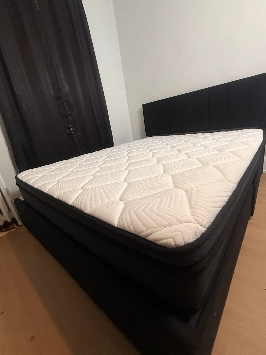 Queen Platform Bed Frame with 4 Storage Drawers - photo 5