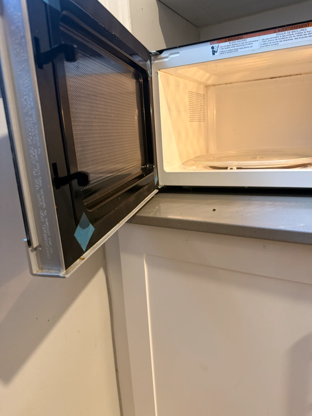 Hamilton Beach Microwave Oven - photo 3
