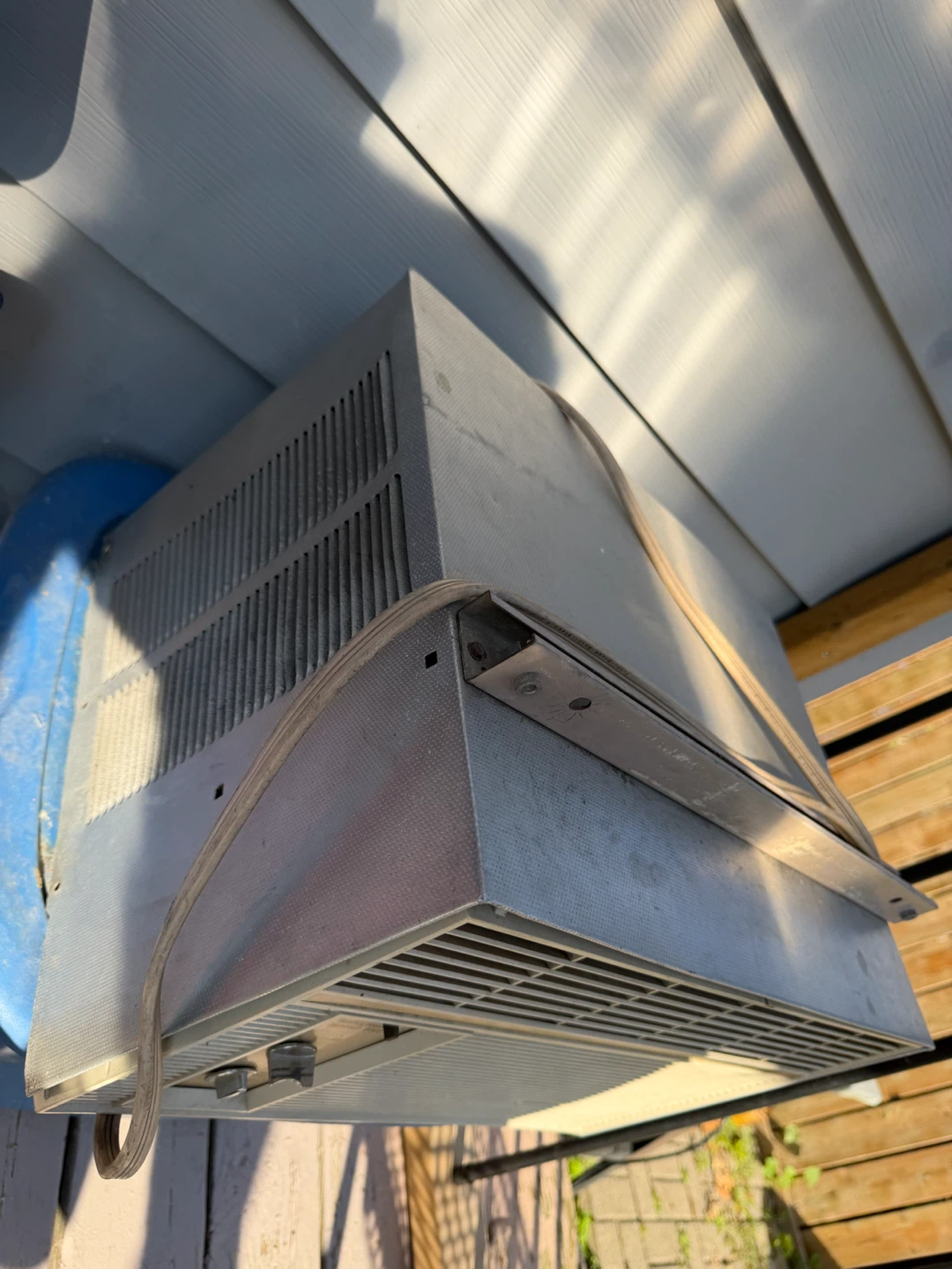 Westinghouse Mobil-Aire 6000 Window Air Conditioner - photo 4