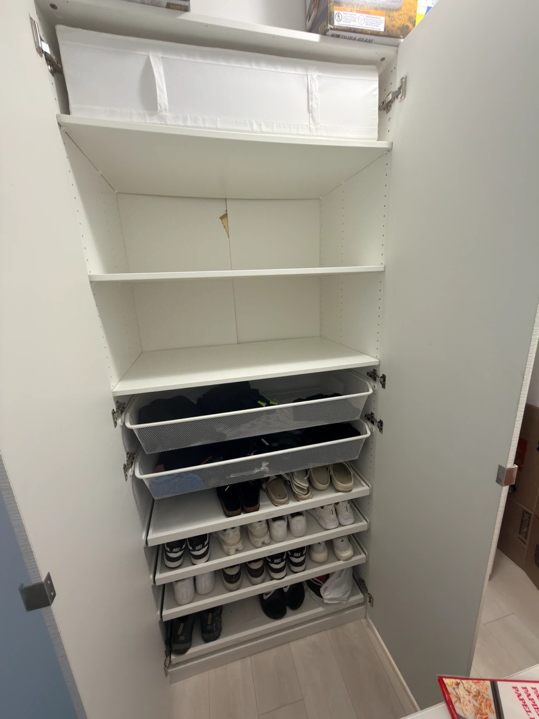 White 4-Door Wardrobe (PAX IKEA) - photo 3
