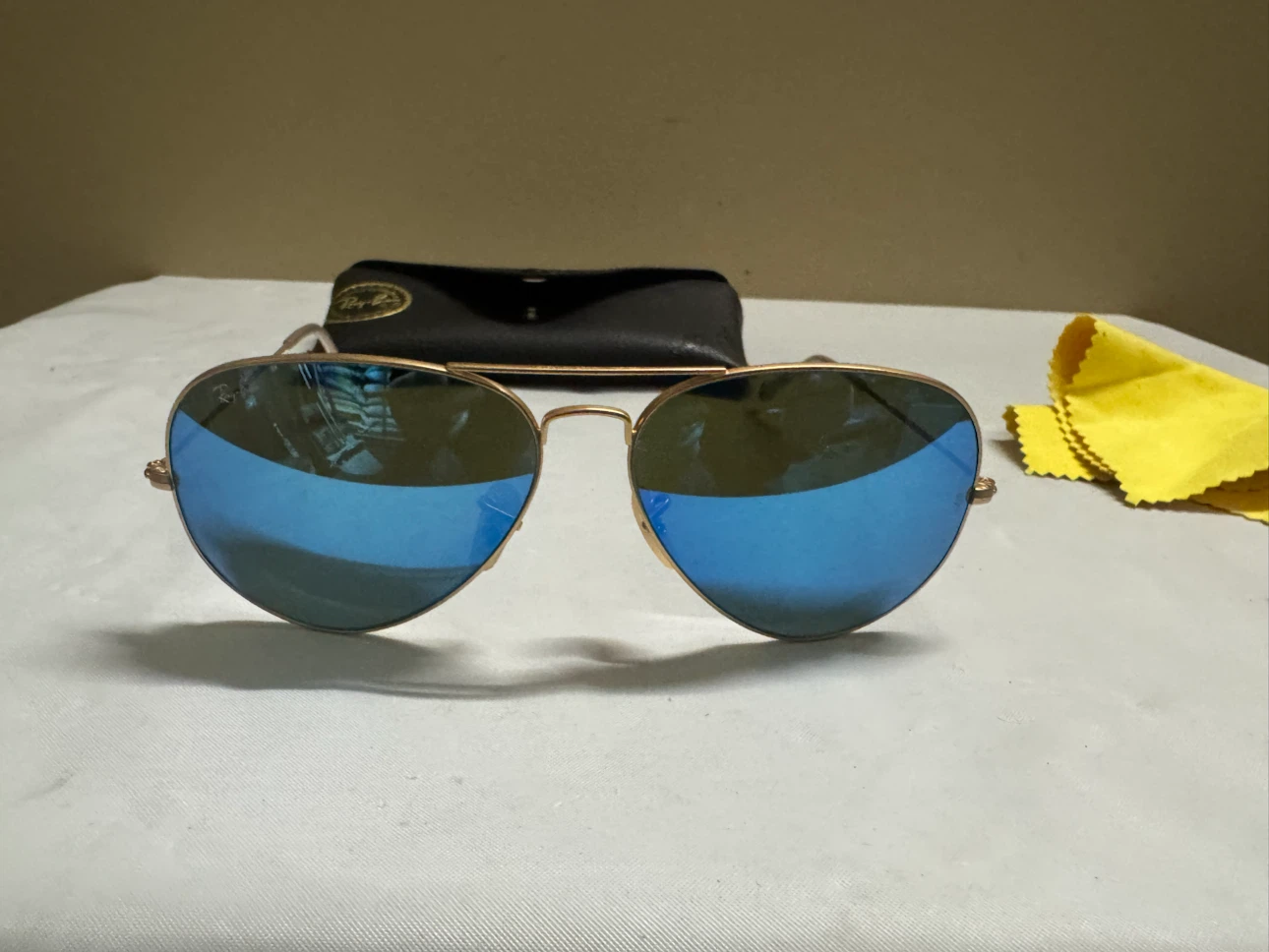 Ray-Ban Aviator Sunglasses with Blue Mirror Lenses - photo 4