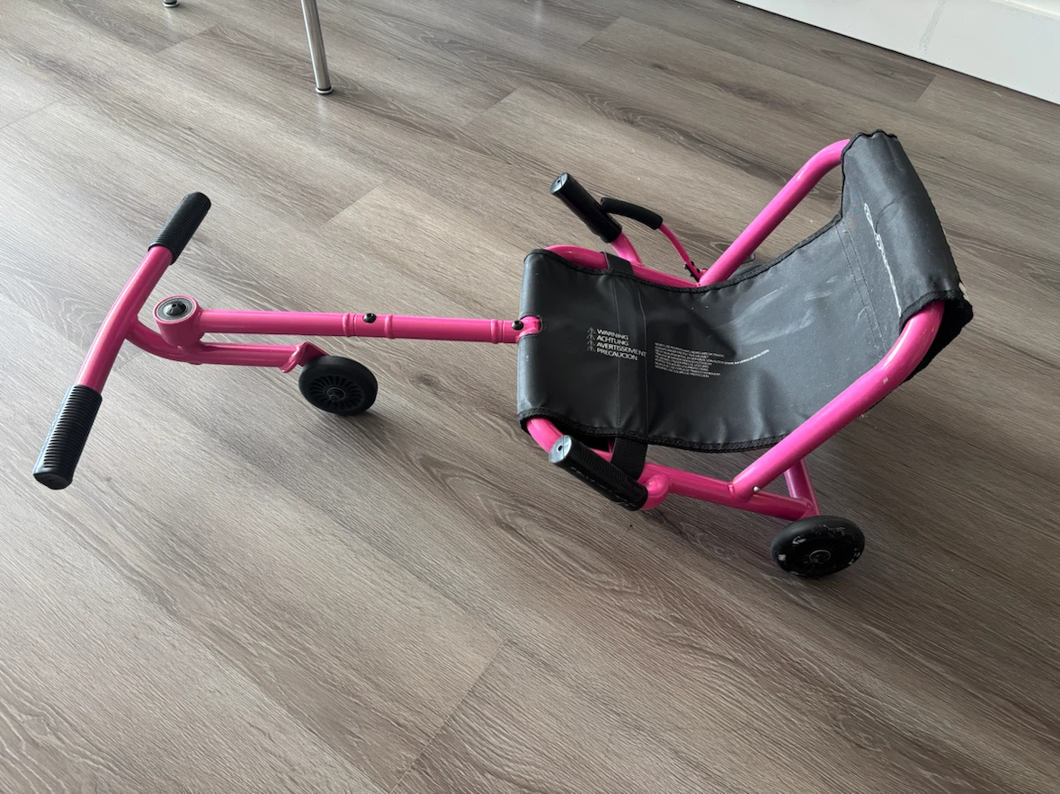 Ezyroller Classic Ride-On Scooter - photo 2