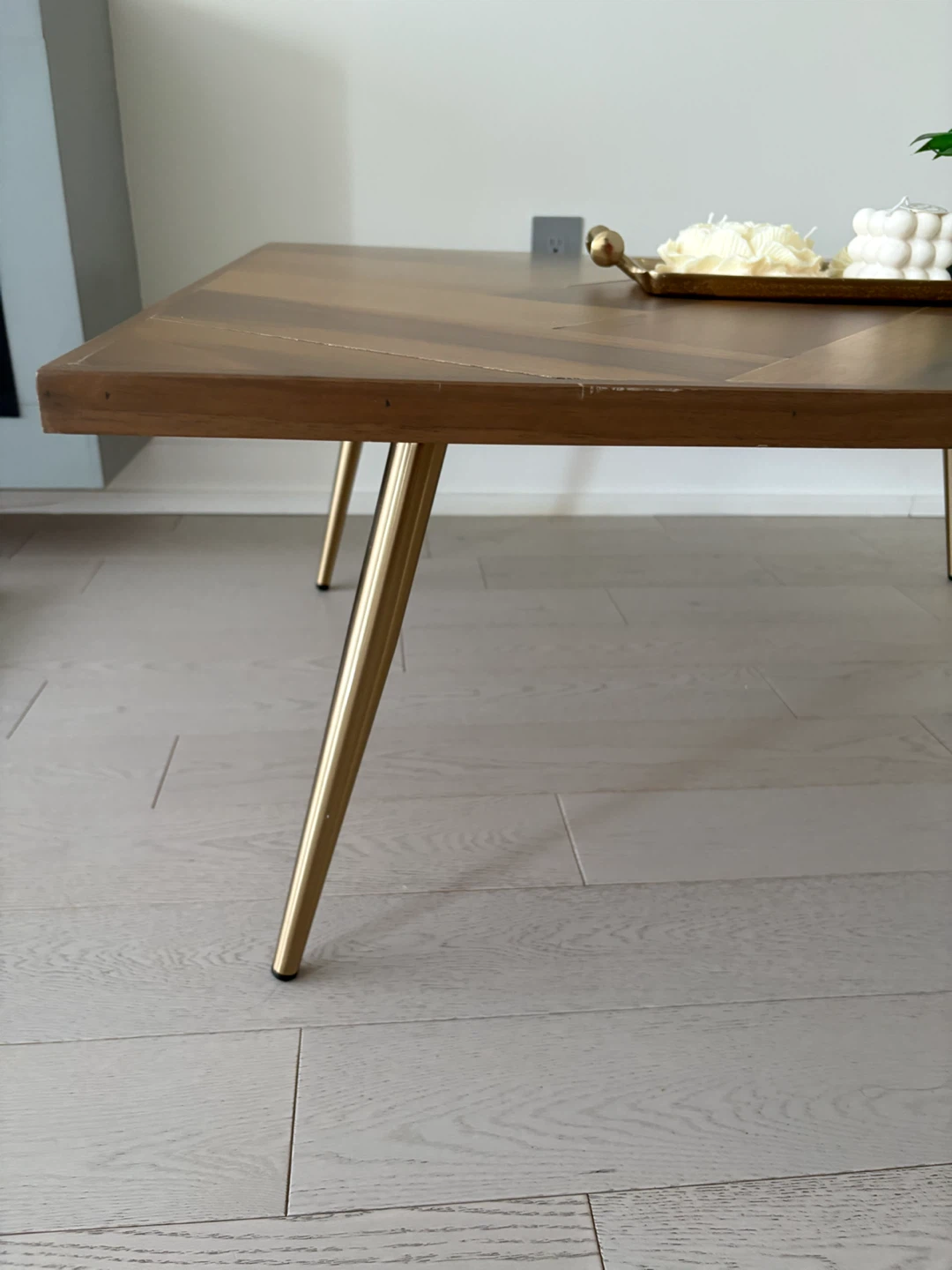Wood Coffee Table with Herringbone Top