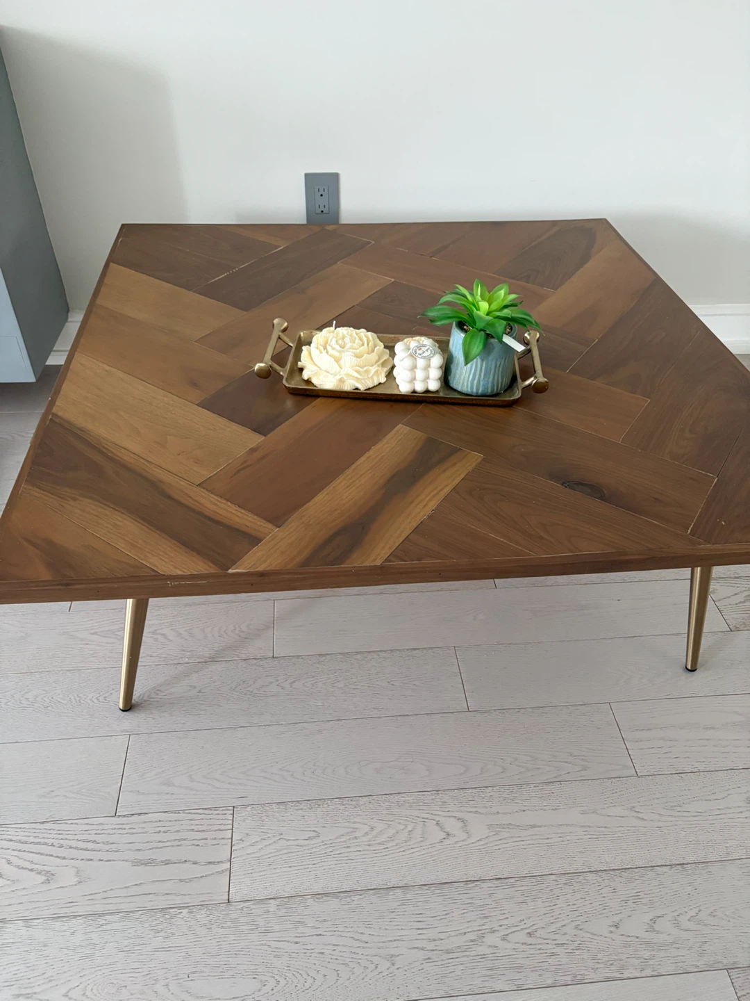 Wood Coffee Table with Herringbone Top - photo 2