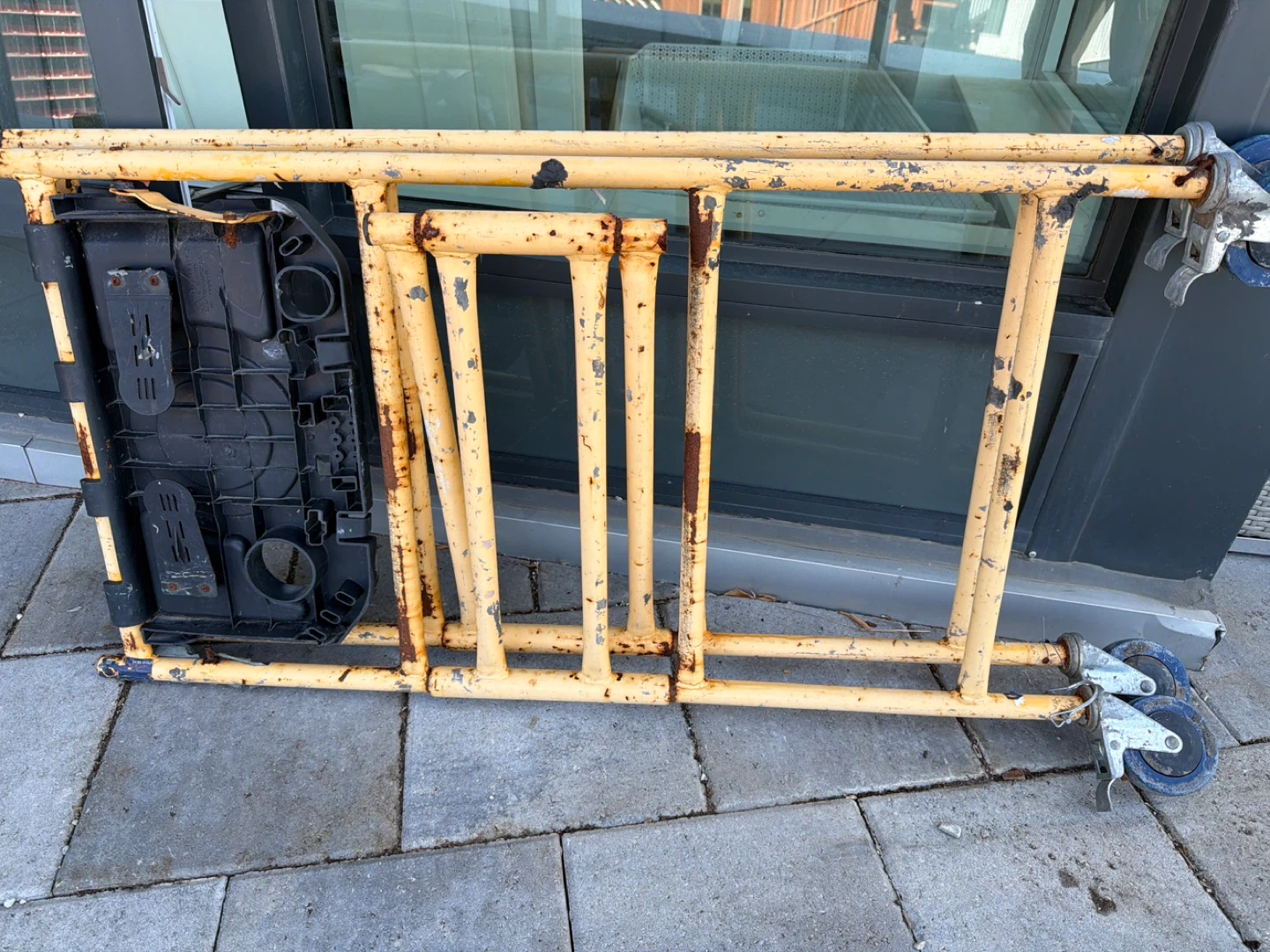 Yellow Metal Scaffolding Frame moving sale must go today