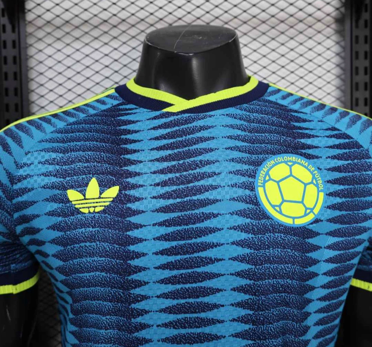 Adidas Colombia Soccer Jersey - photo 2
