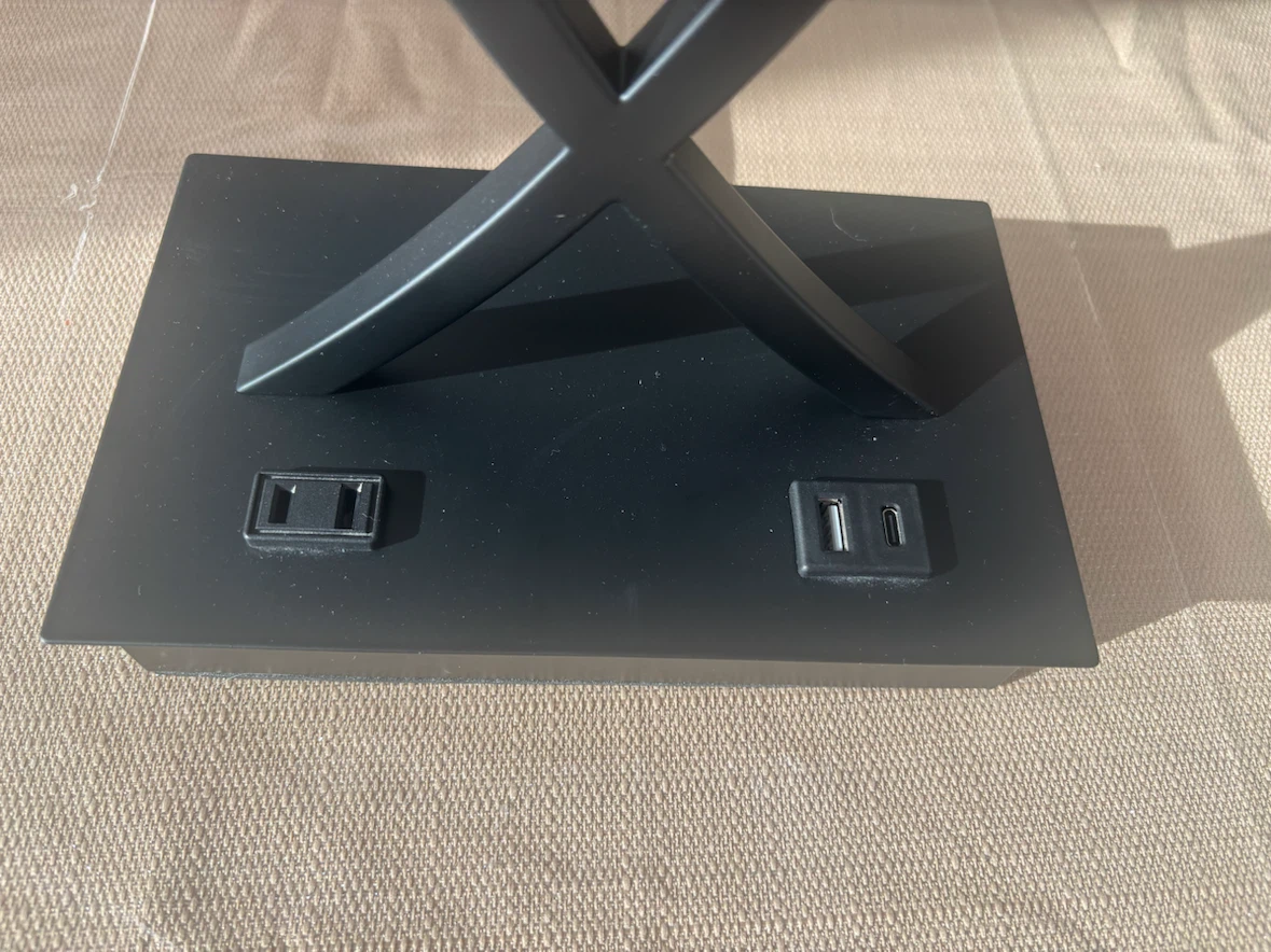 Set of 2 modern bedside lamps with USB ports - photo 2