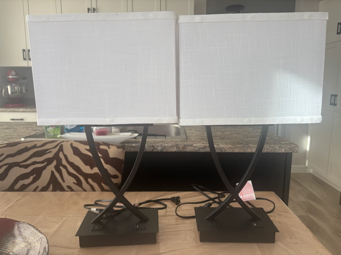 Set of 2 modern bedside lamps with USB ports - photo 3