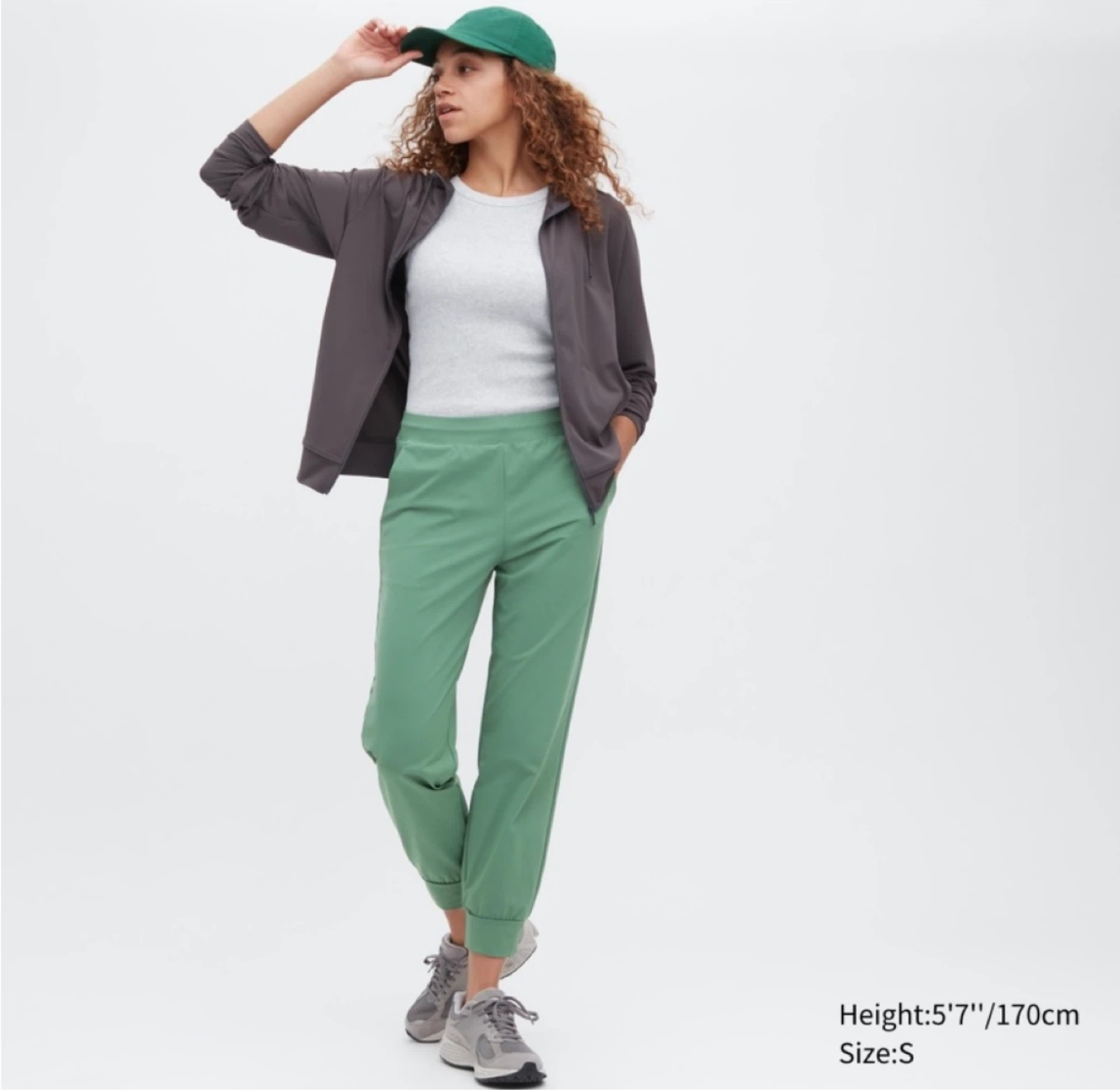 UNIQLO Women's AIRism Jogger Pants Green