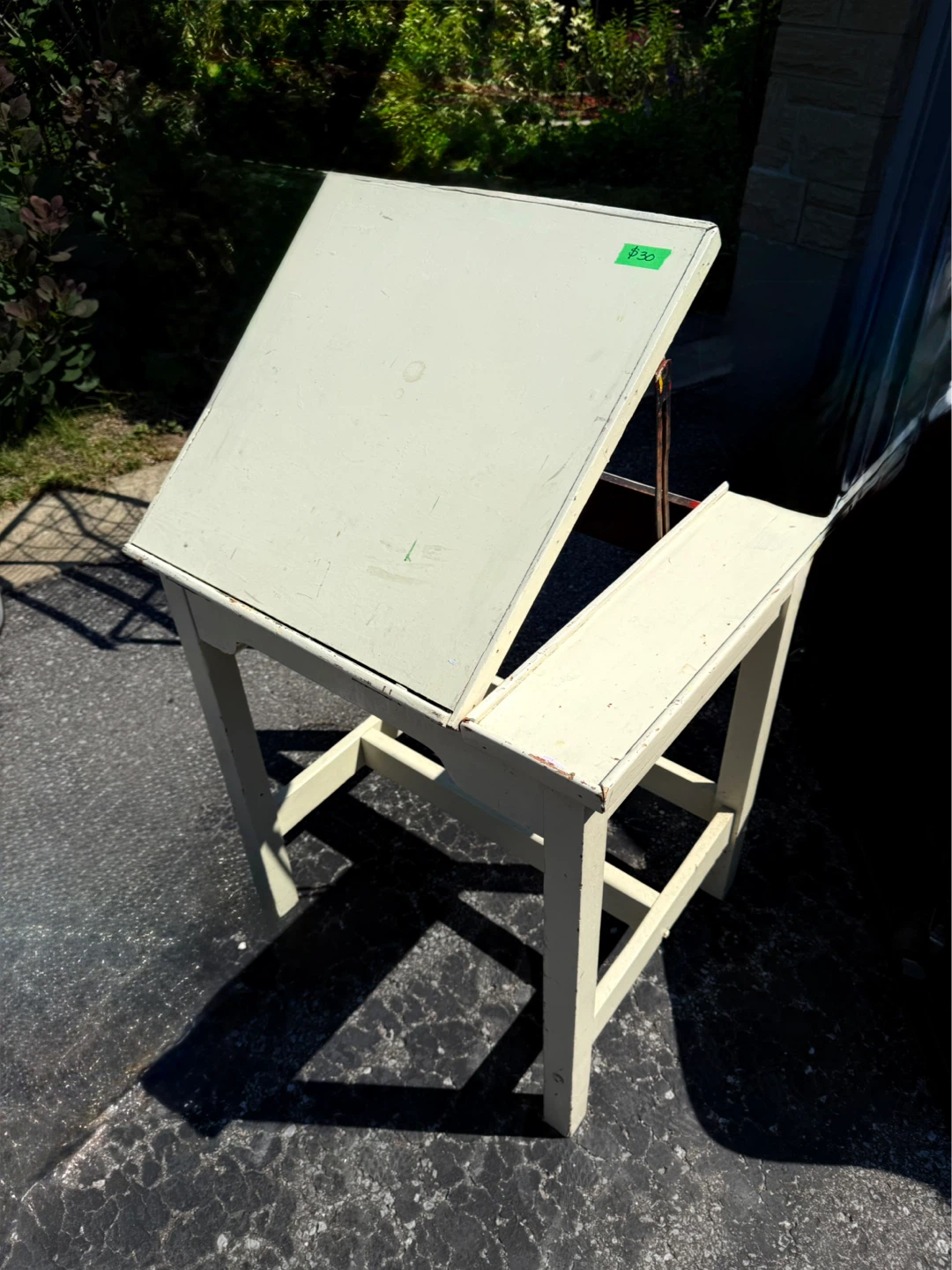 Adjustable Drafting/Painting Table