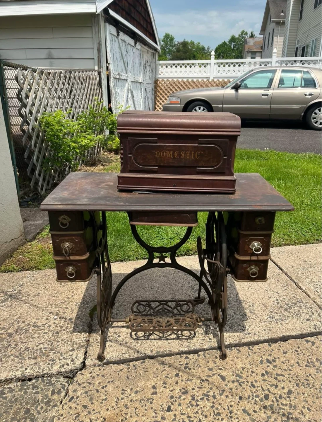 Domestic Sewing Machine with Treadle Base - photo 2