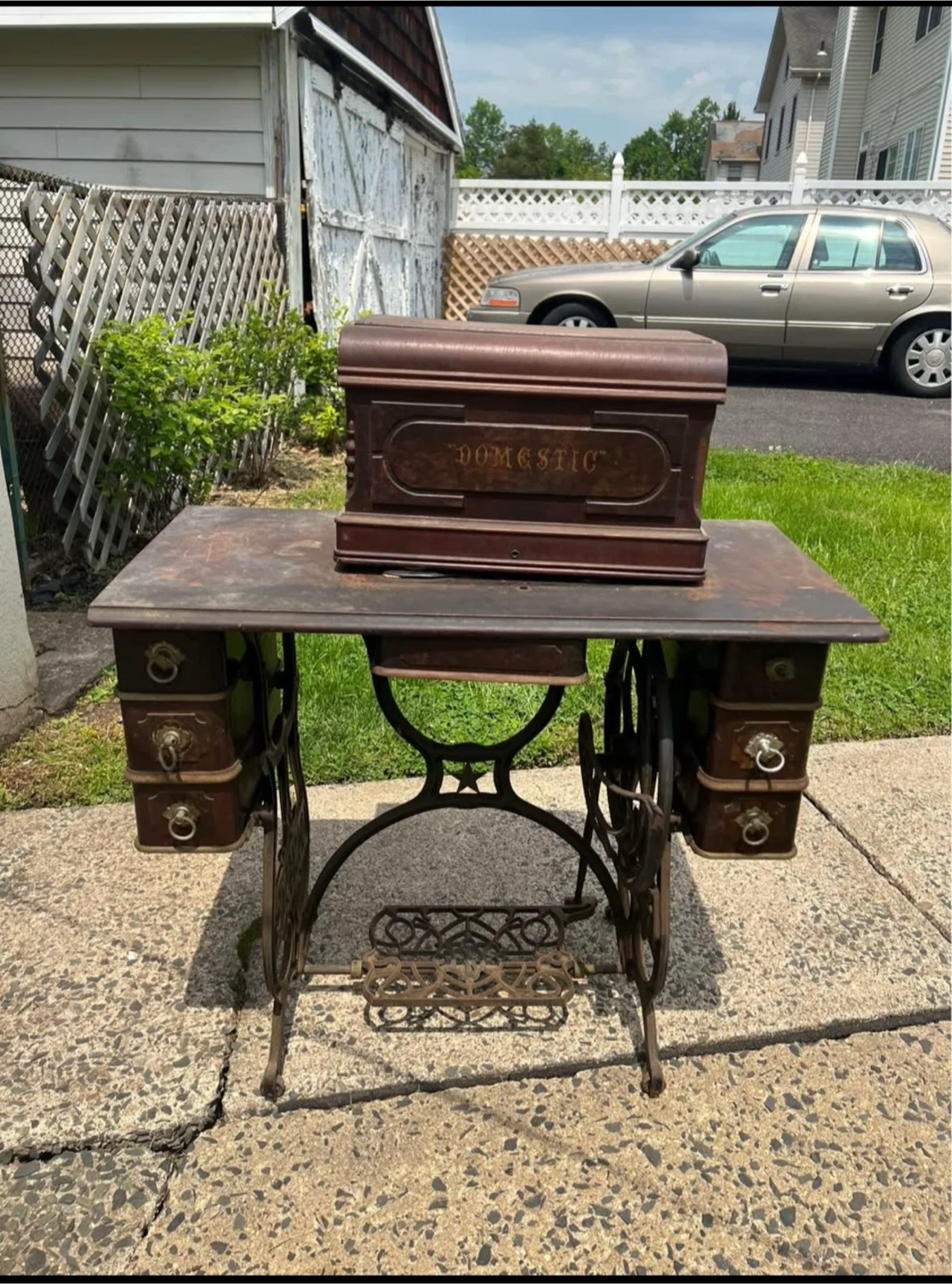 Domestic Sewing Machine with Treadle Base - photo 3
