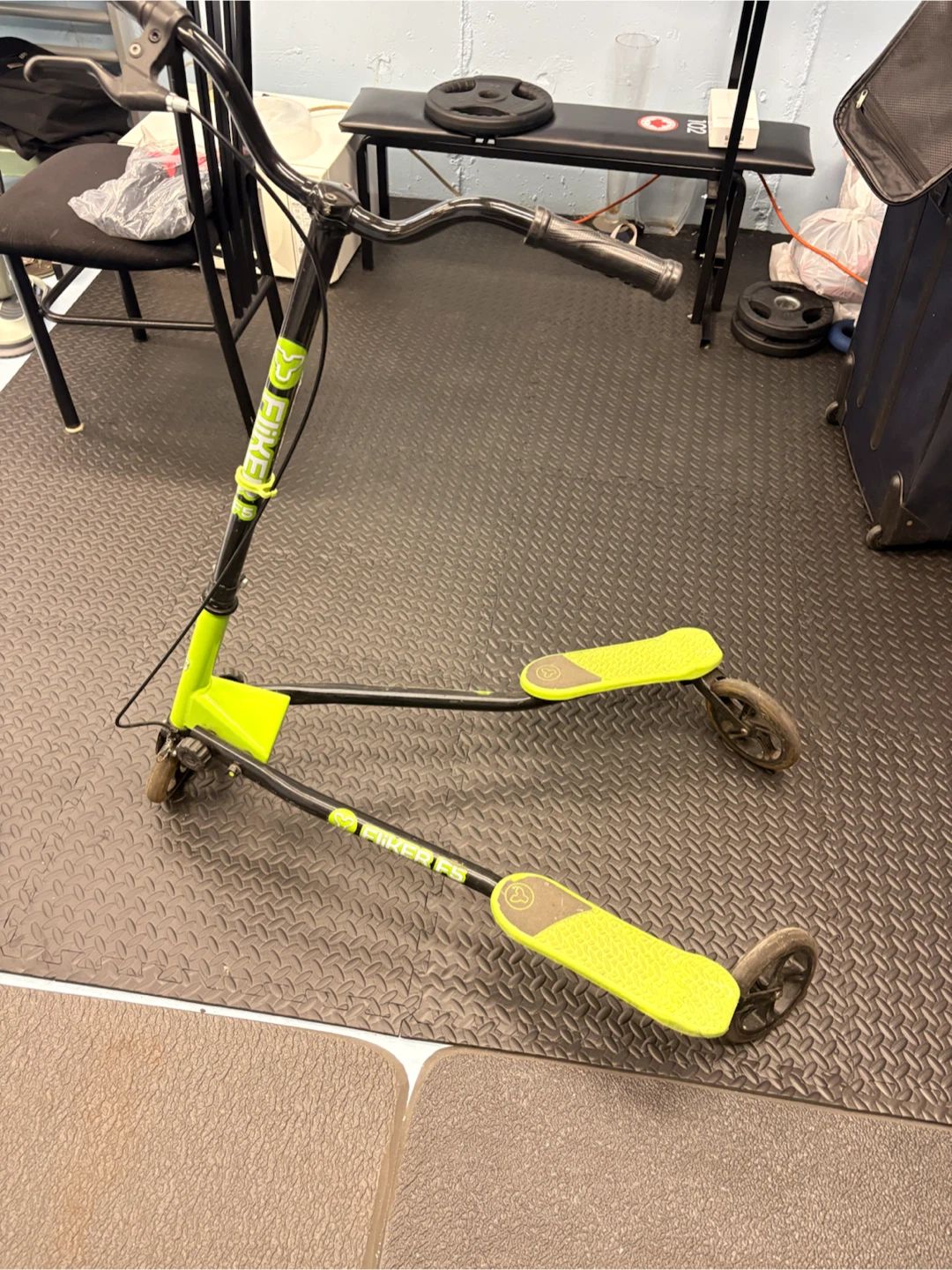Y Bike Explorer 3-Wheel Scooter
