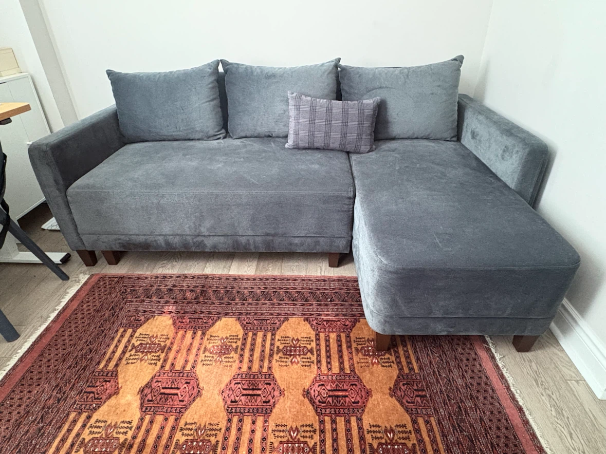 3-Seat Sofa Bed with Storage – Excellent Condition - photo 3