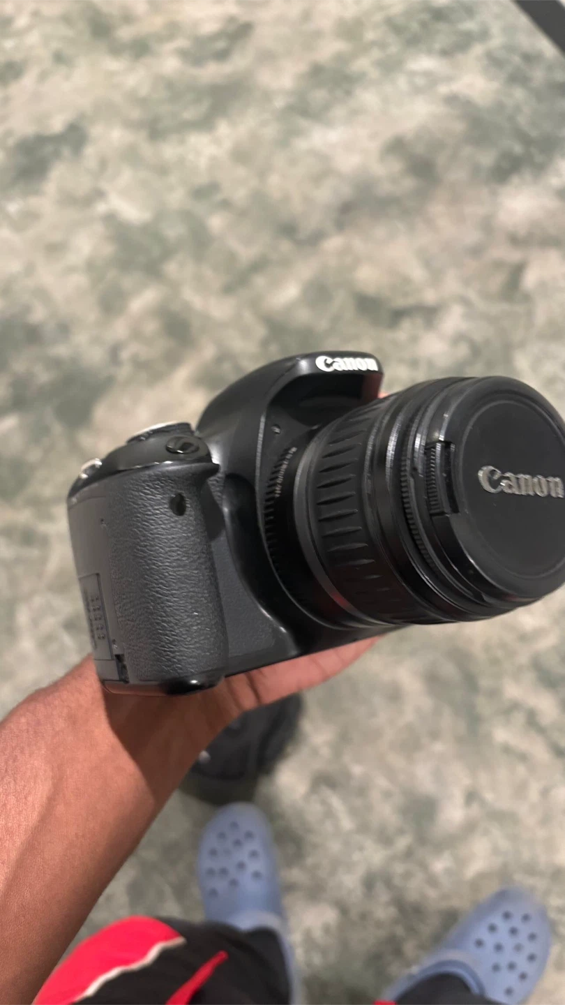 Canon DSLR T3i Camera with Lens and Charger - photo 3