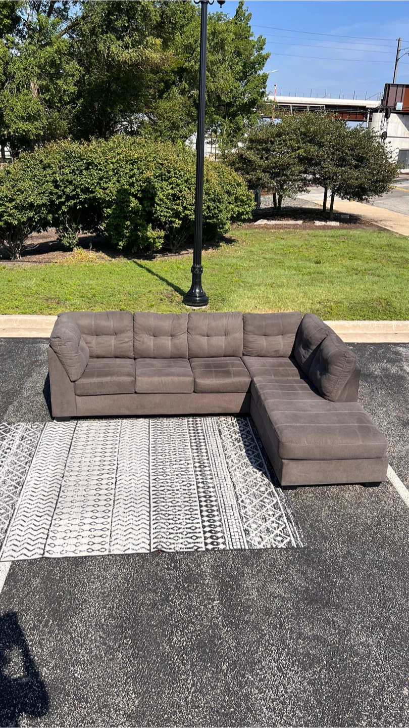 Modern Urban Gray Sectional - photo 4