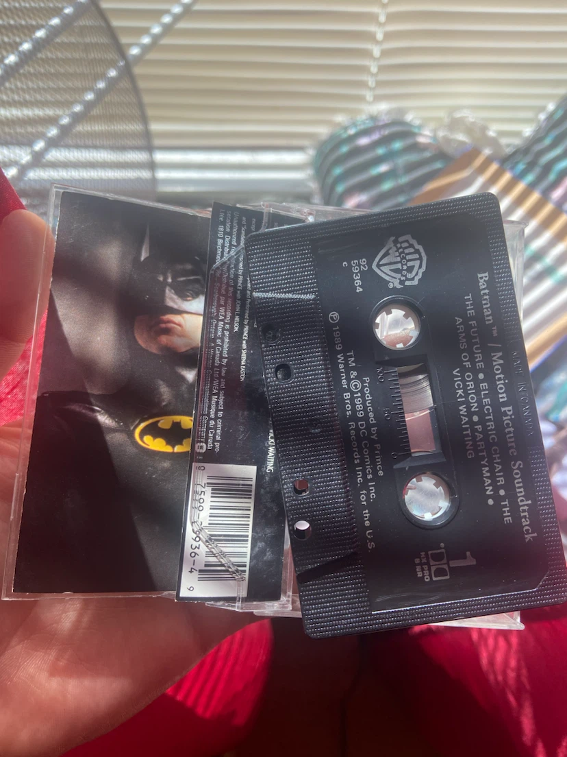 Batman Motion Picture Soundtrack Cassette Tape - photo 3