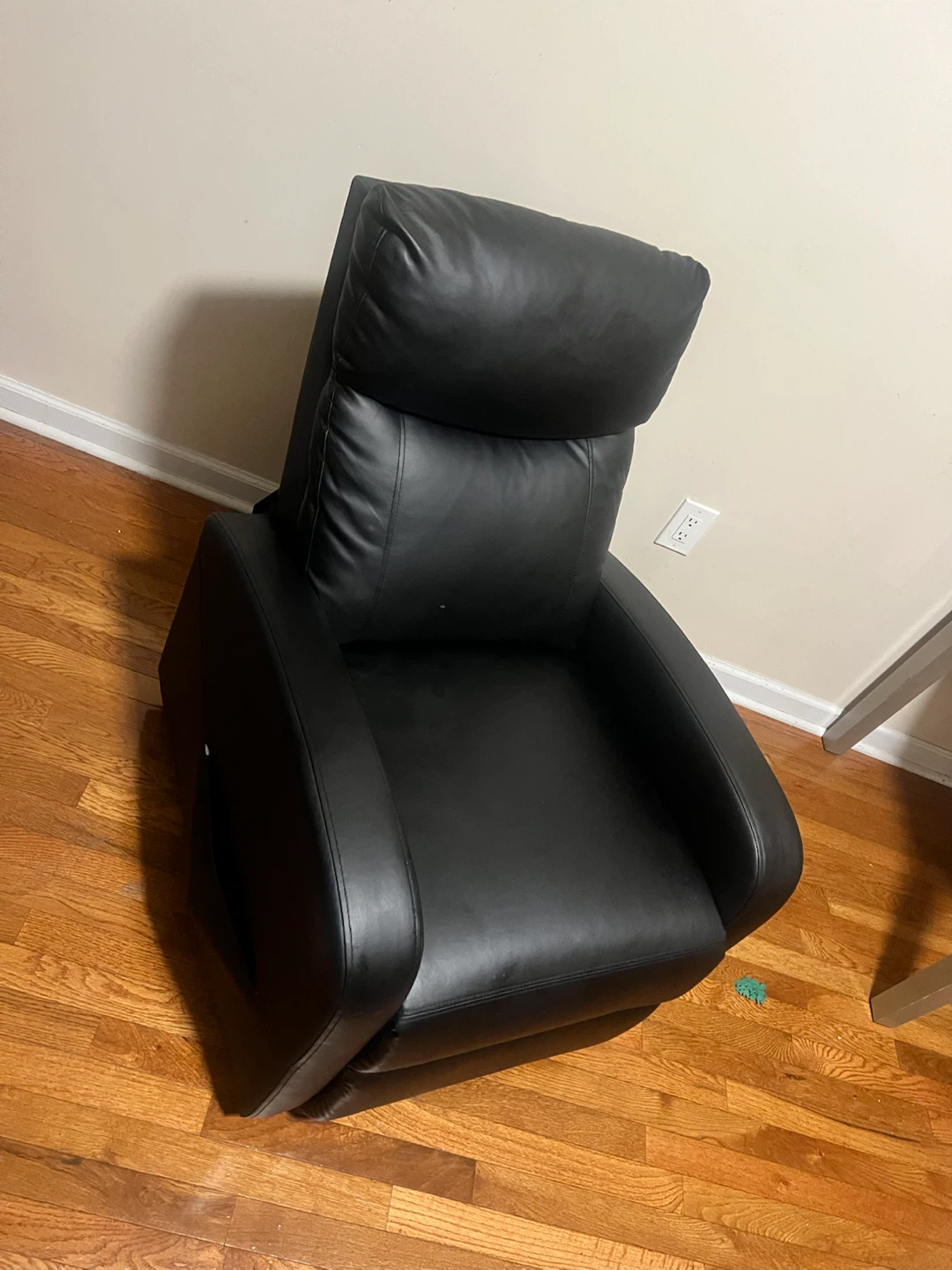 Black Faux Leather Recliner Chair