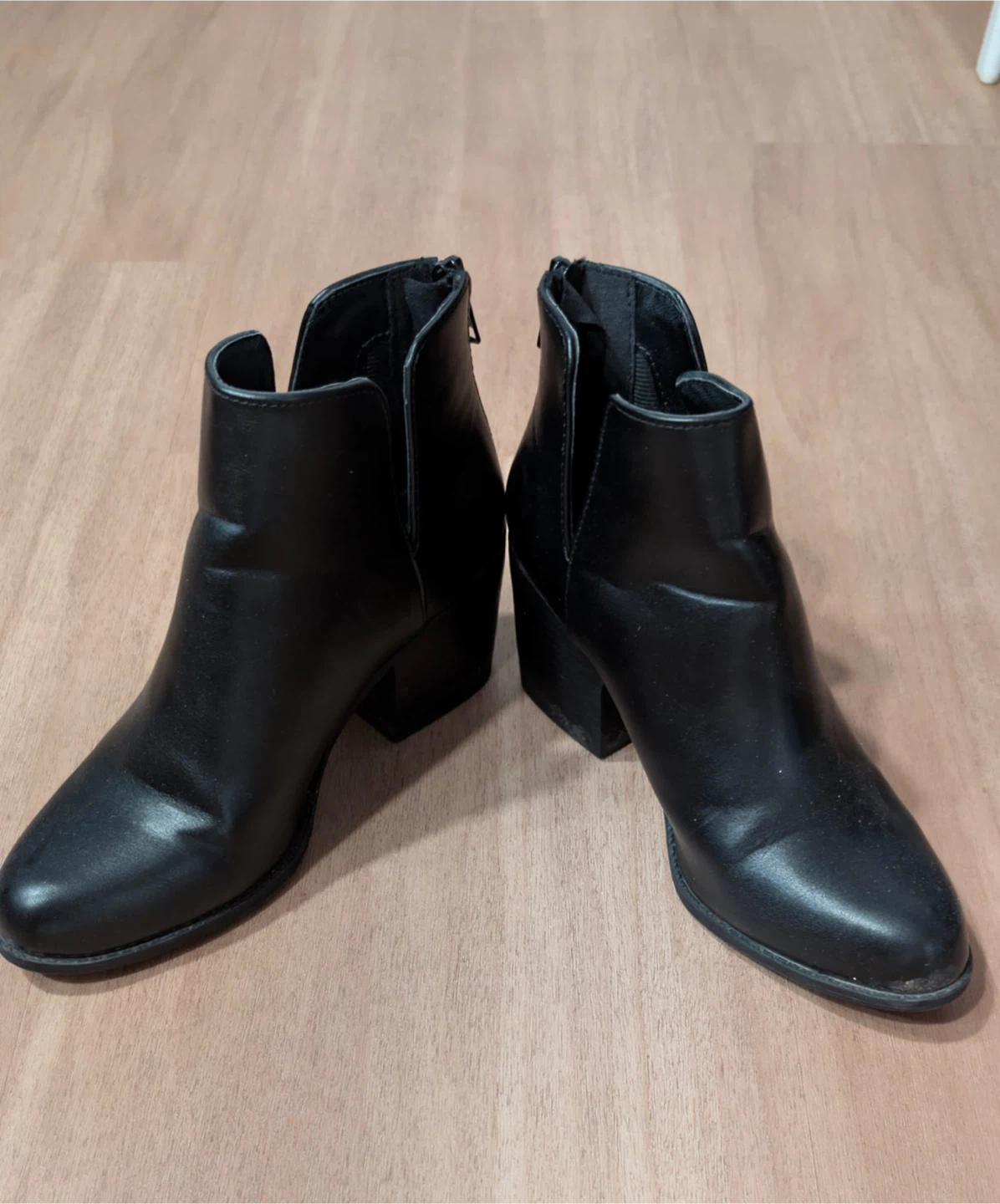 Black Ankle Boots- Women Size 6 - photo 4