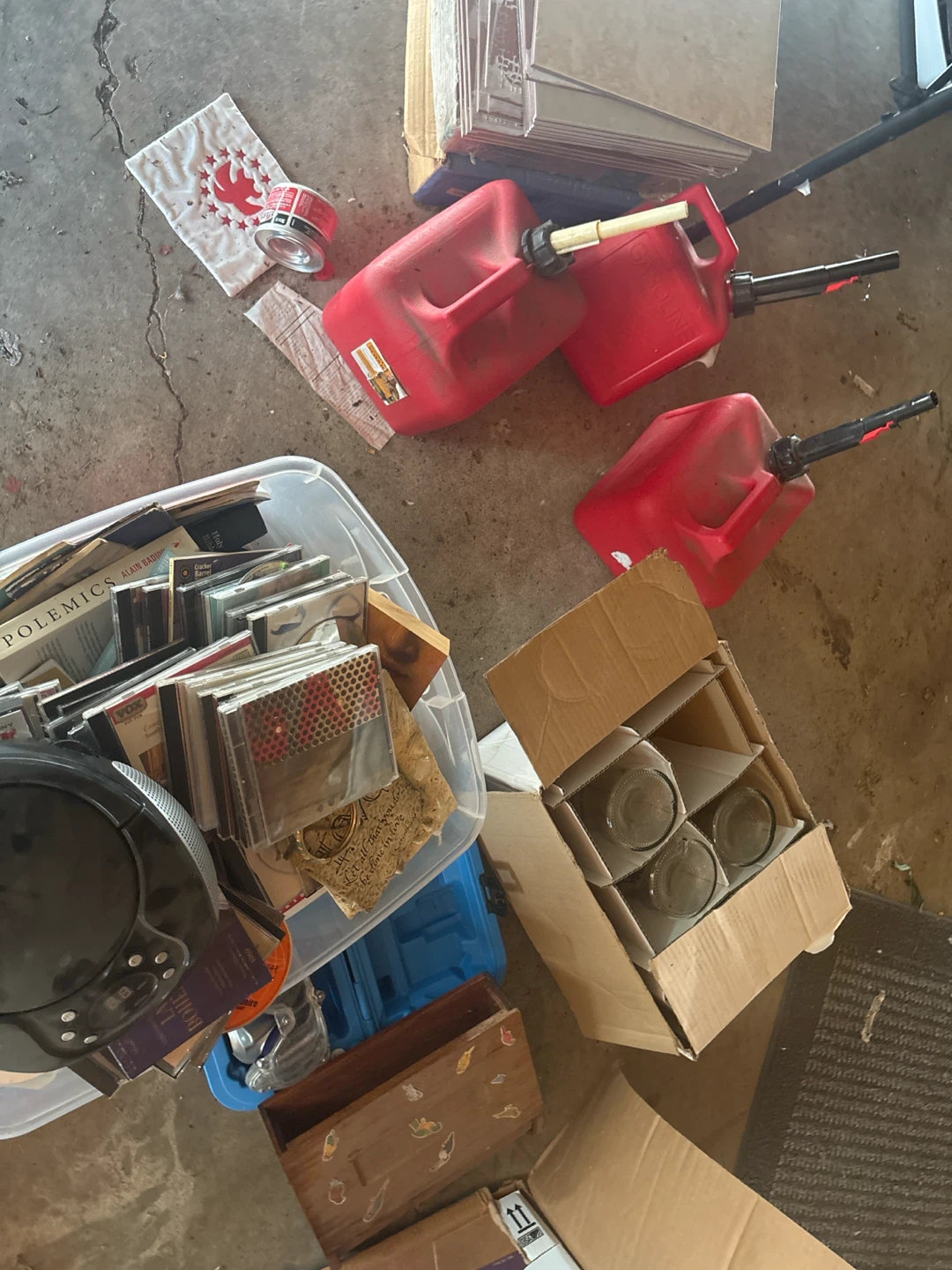 Garage sale all day 7/12/26 . 3324 n kostner $1-$5 items - photo 3